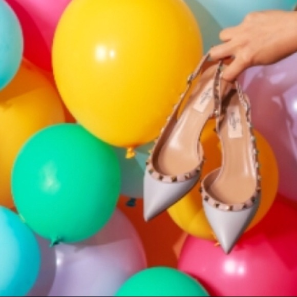 💯 Authentic Valentino Suede Heels - Picture 5 of 5